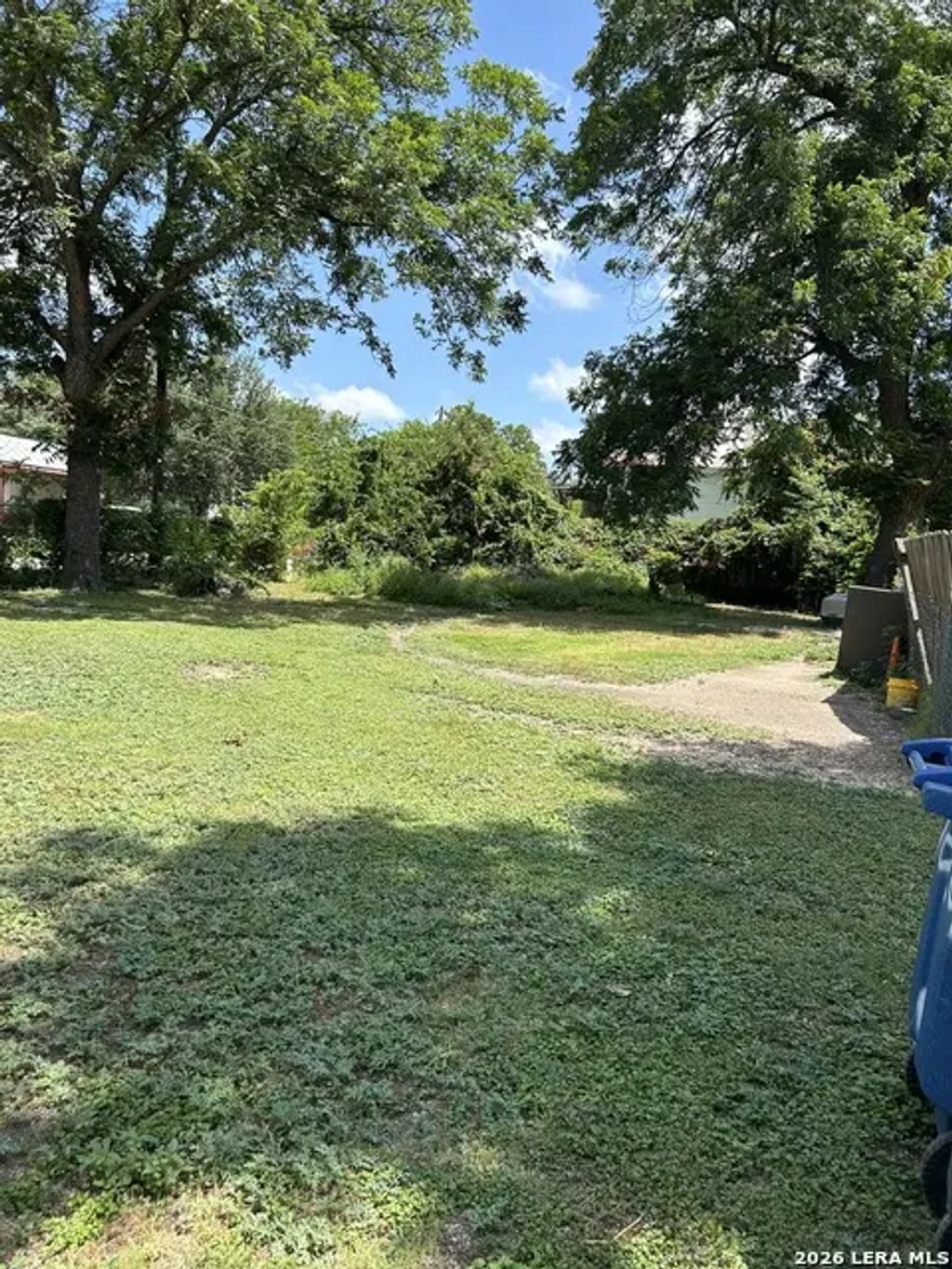 724 Montana, San Antonio