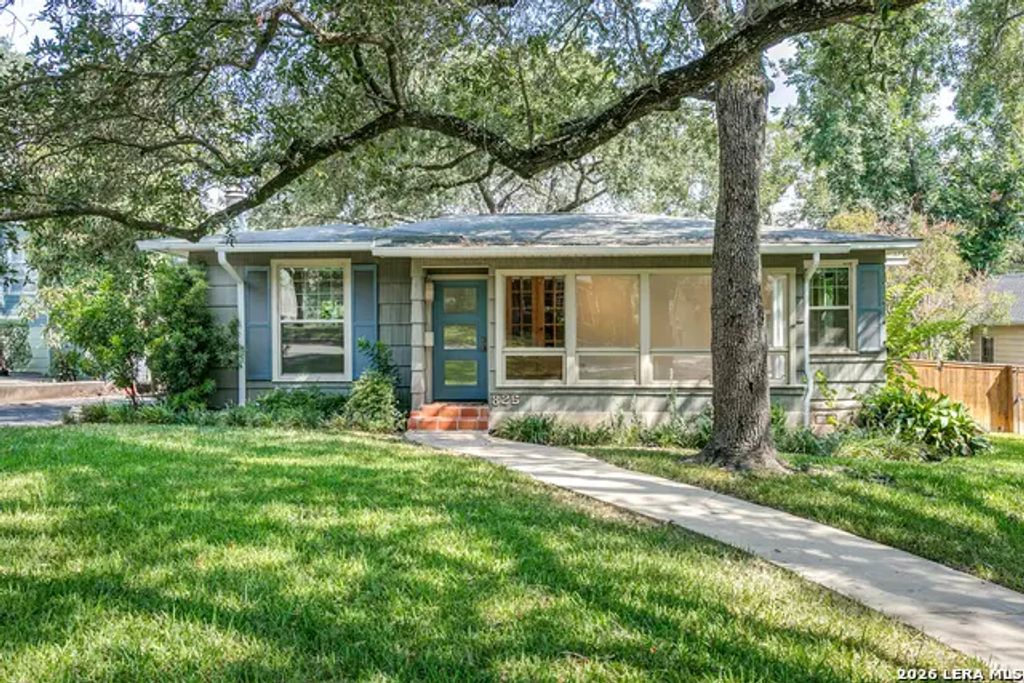 825 Wiltshire Ave, Terrell Hills