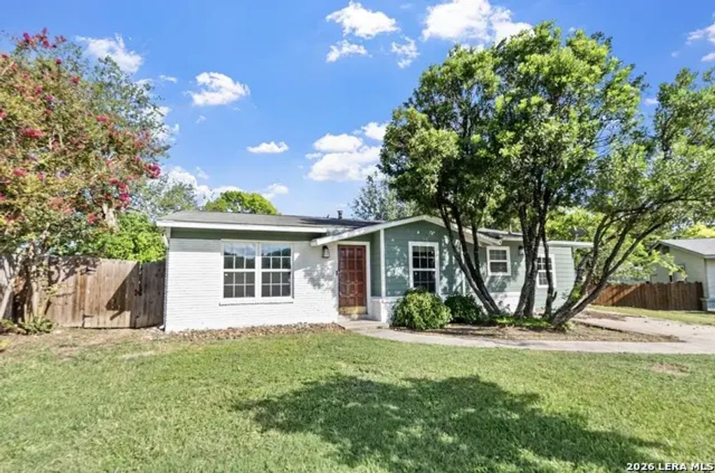 6806 Bender Dr, San Antonio