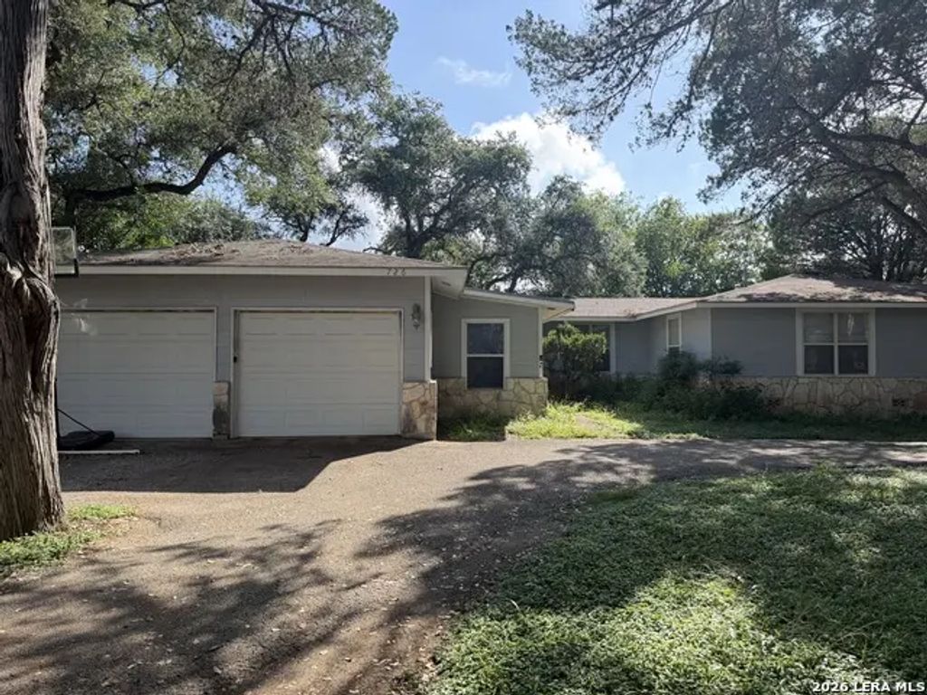 726 Encino Dr, New Braunfels