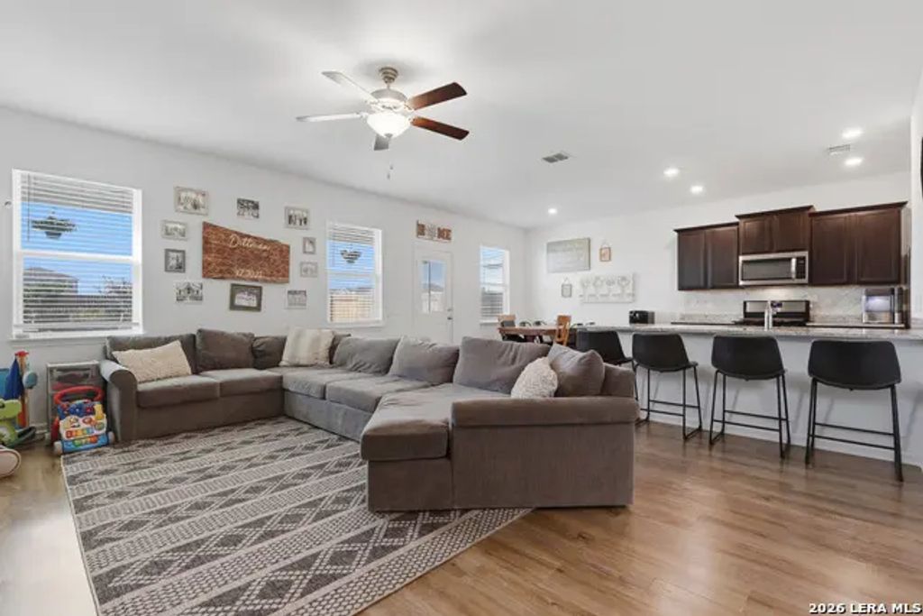 4167 Trail De Paris, New Braunfels