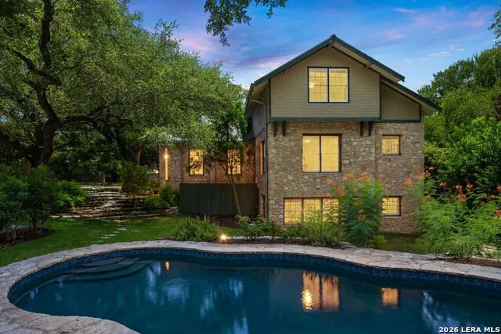 601 Castano Ave, Alamo Heights