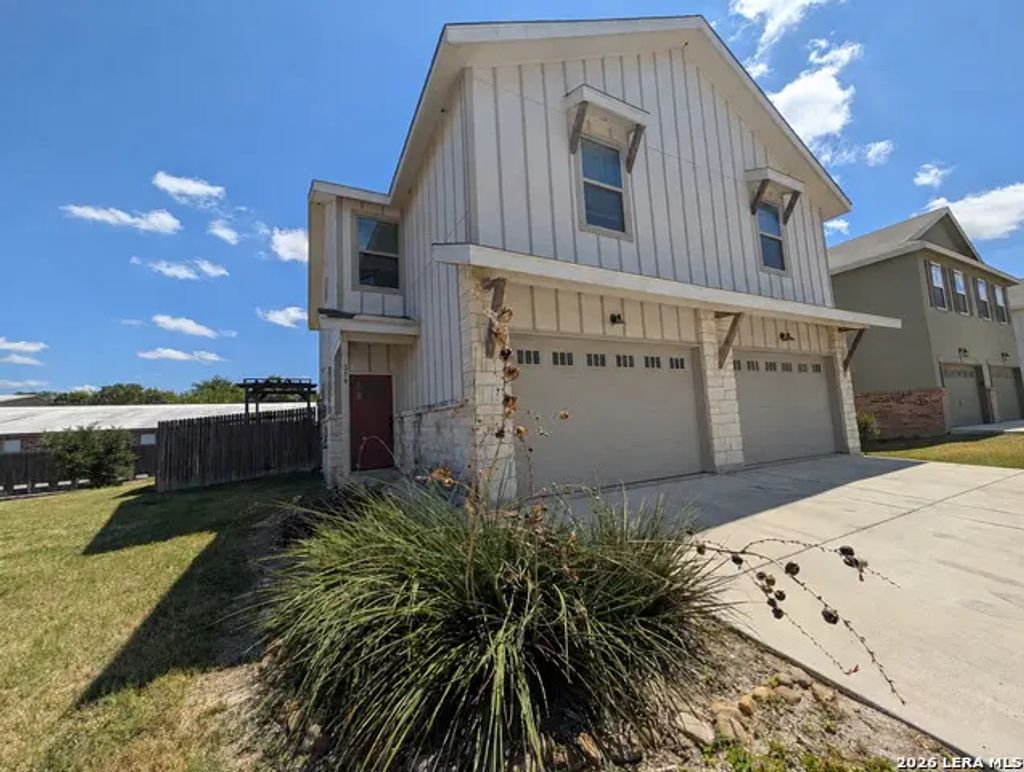 319 Untermaier St, New Braunfels