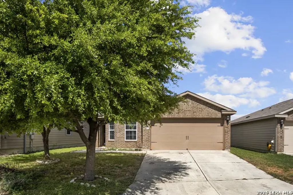 6627 Luckey Square, San Antonio