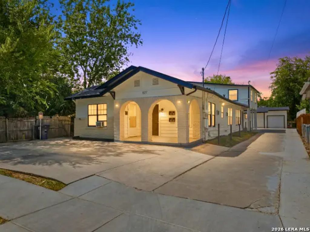 827 W Rosewood Ave, San Antonio