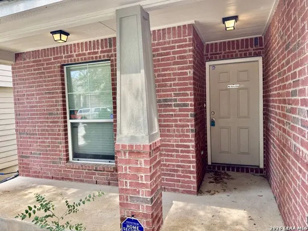 1450 Dancing Wolf, San Antonio