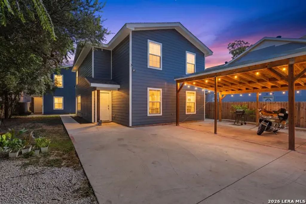 1535 W Laurel, San Antonio