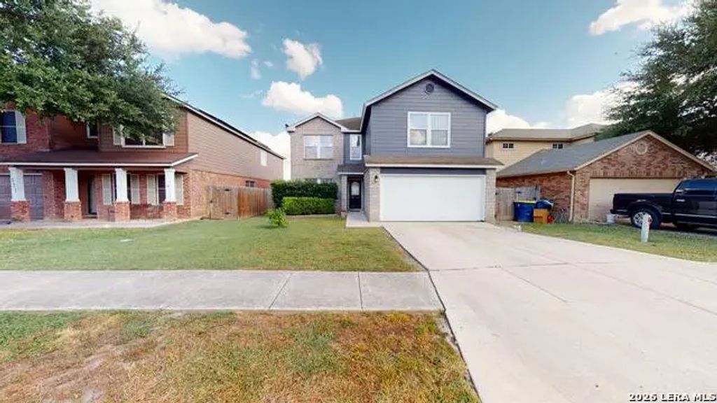 147 Woodstone Loop, Cibolo