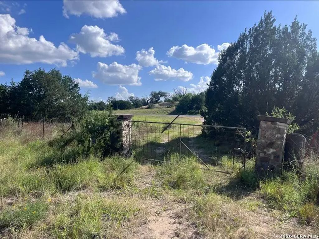 393 Us Highway 87, Comfort