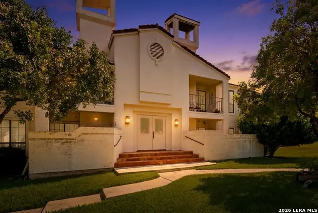 2255 Thousand Oaks Dr 103, San Antonio