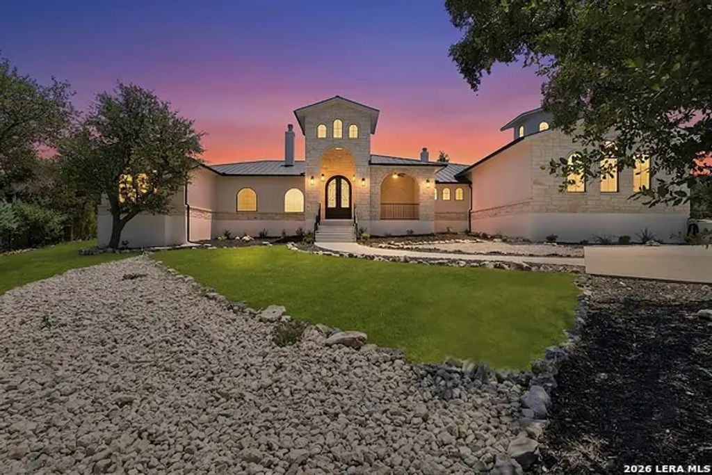 1954 Venezia, New Braunfels