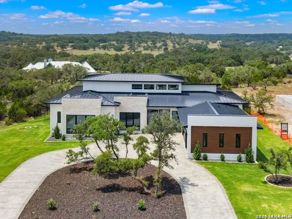 108 Fortunate Son, Boerne