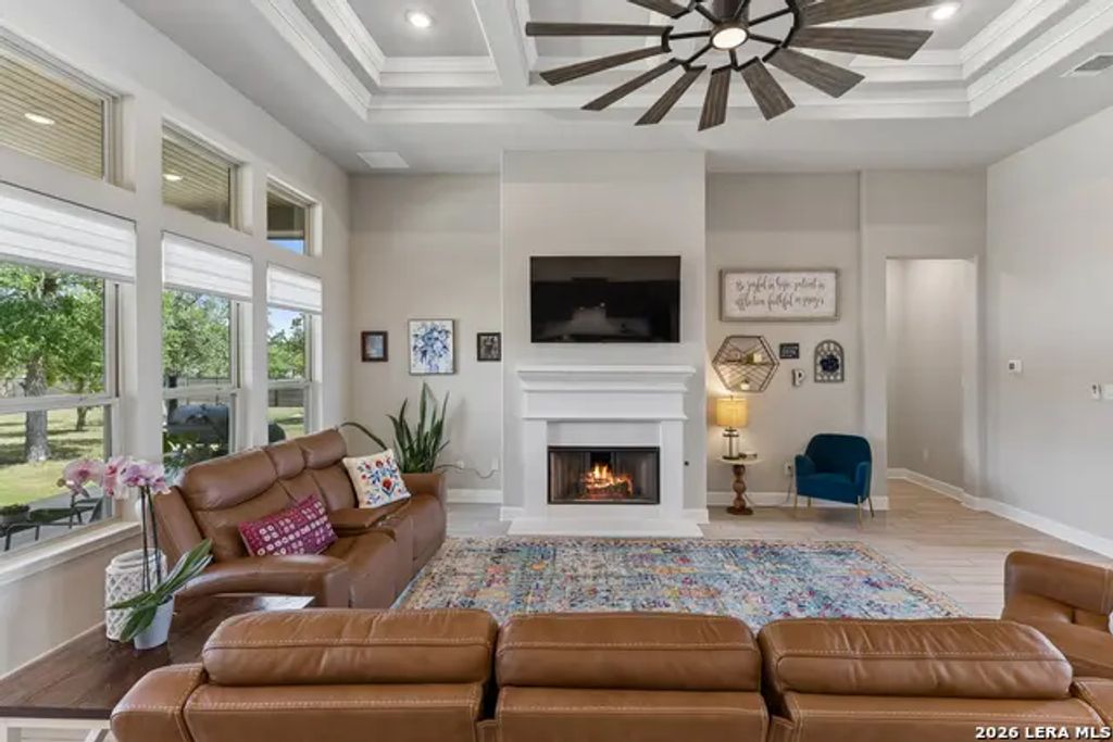 527 James Way, Castroville