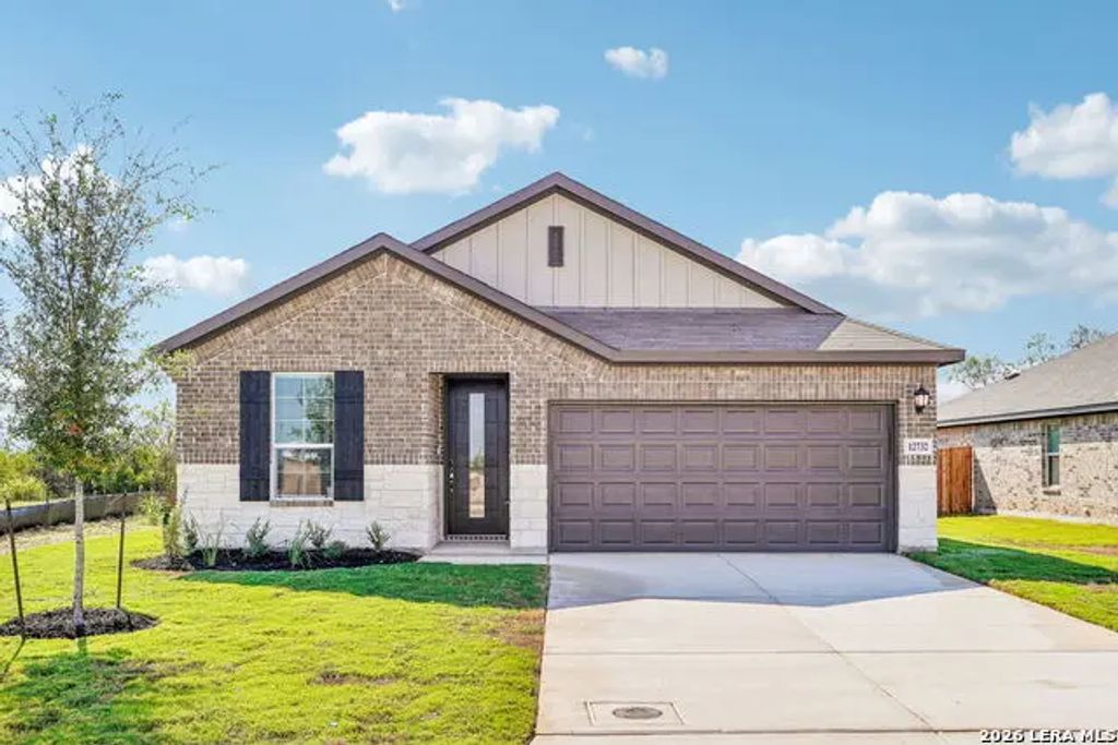12732 Winding Butte, Schertz
