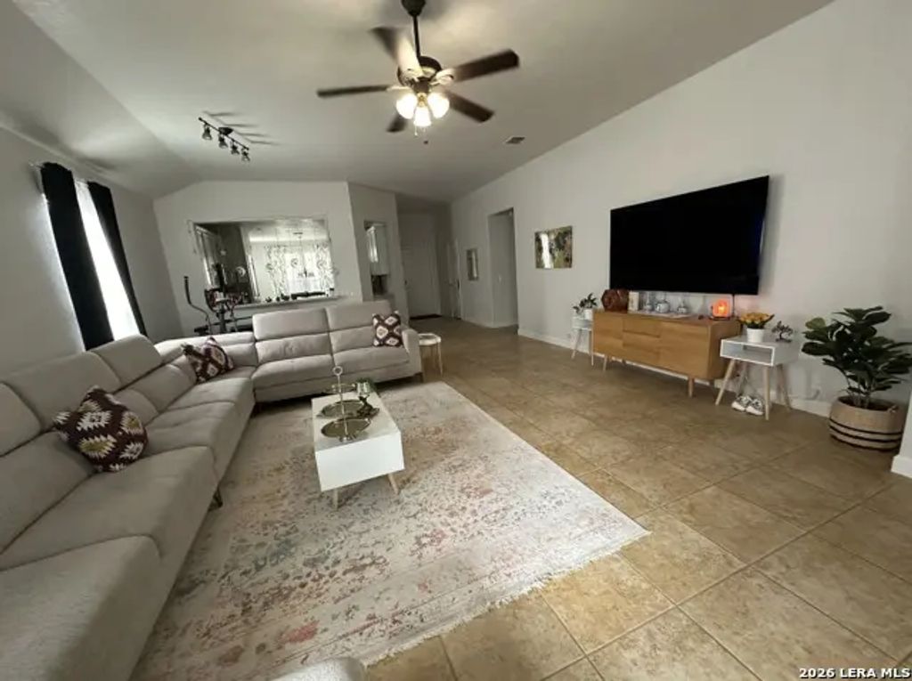3414 Port Pl, San Antonio