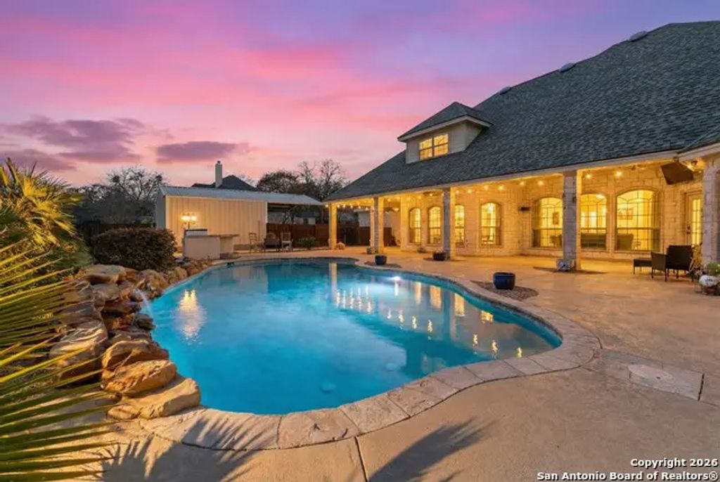 140 Legacy Trail Dr, La Vernia