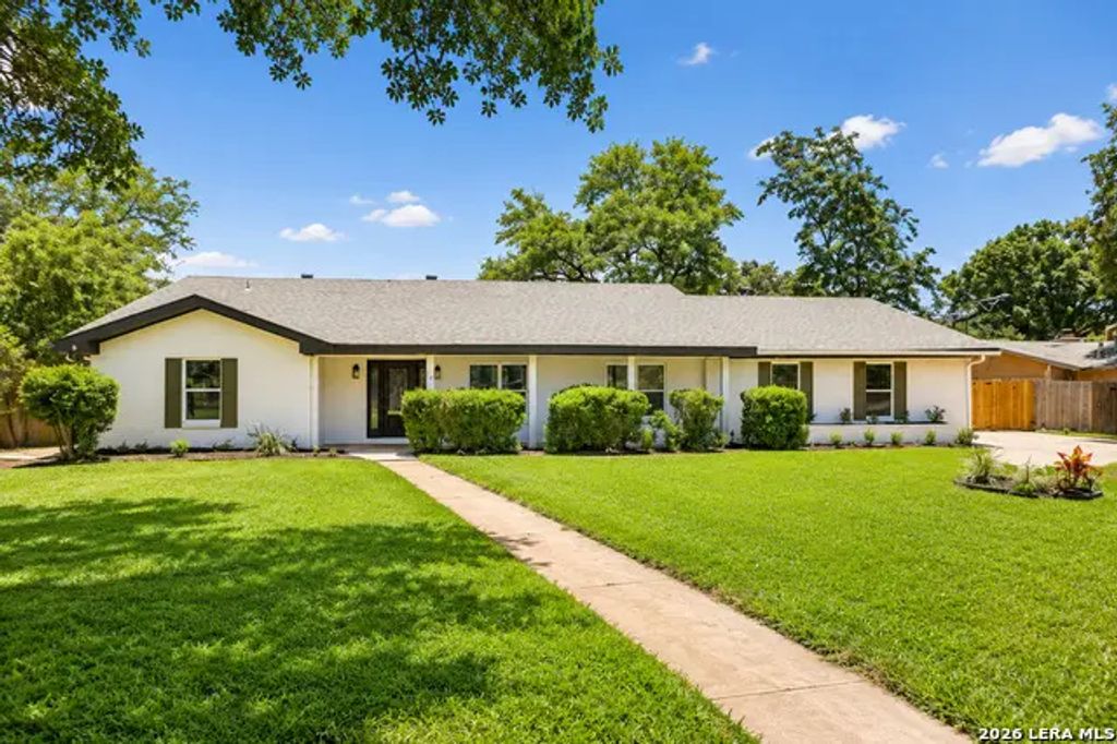 226 Gardenview, Castle Hills