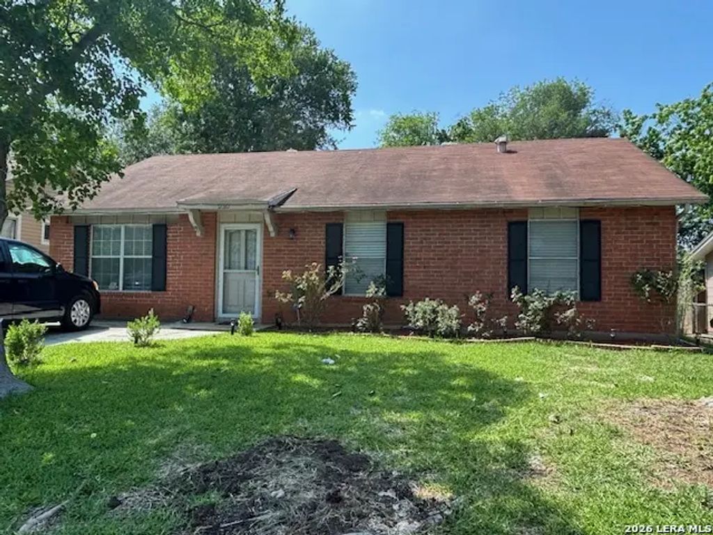12310 Trailing Oaks, Live Oak