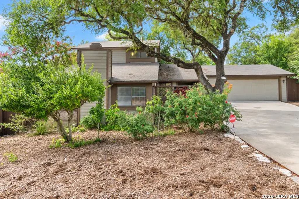 11206 Blue Waters, Helotes