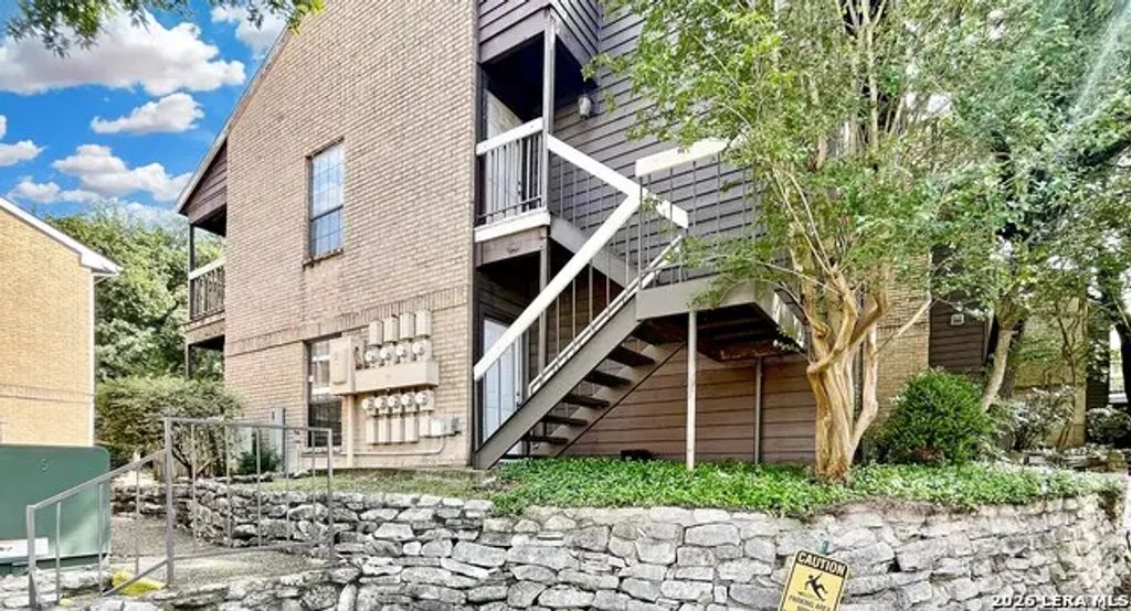 8655 Datapoint Drive 801, San Antonio