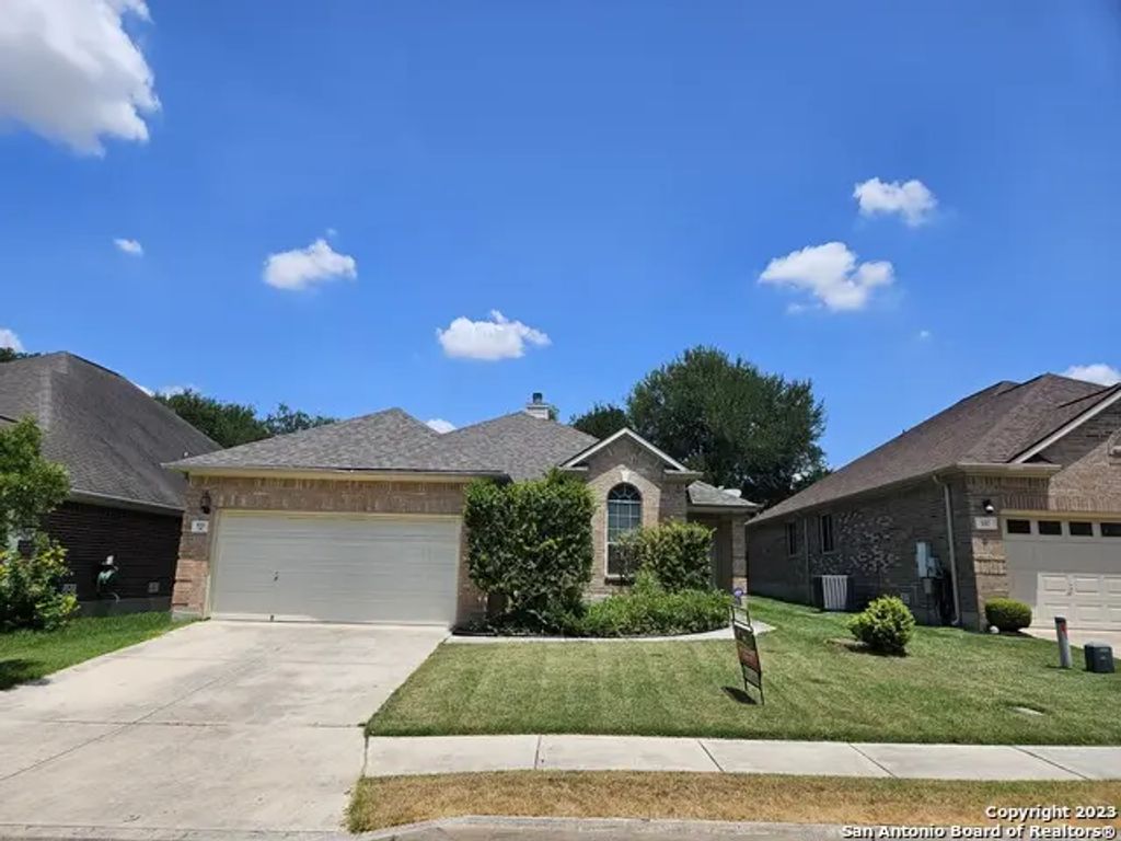 533 Thoreau Trl, Schertz