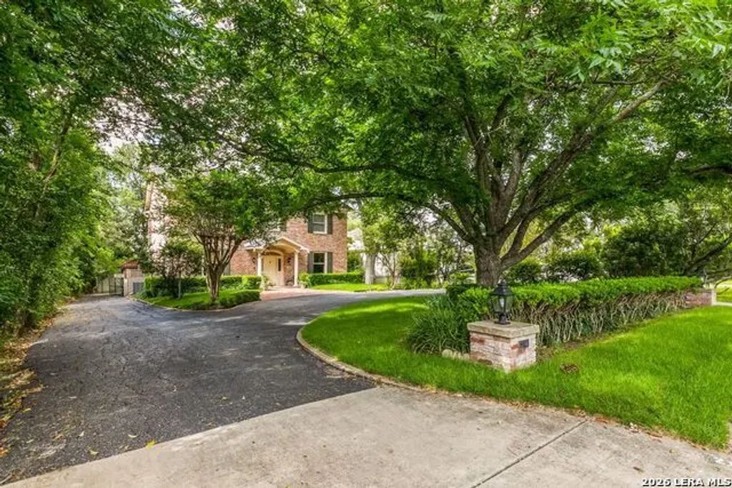 214 Terrell Rd, Terrell Hills