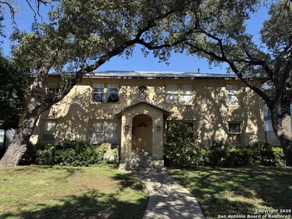 123 Marcia Pl 2, Alamo Heights