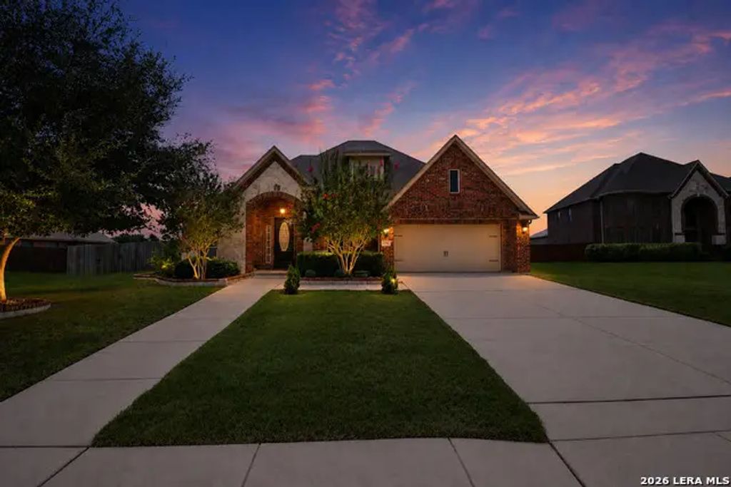 6718 Laura Hts, Schertz