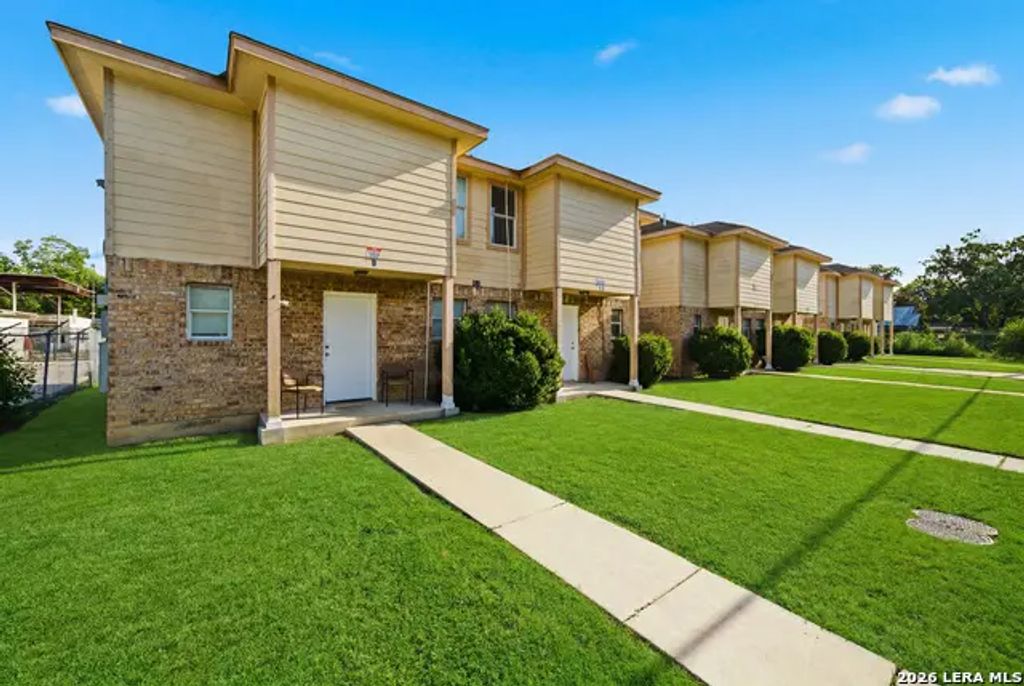 414 W Harlan, San Antonio
