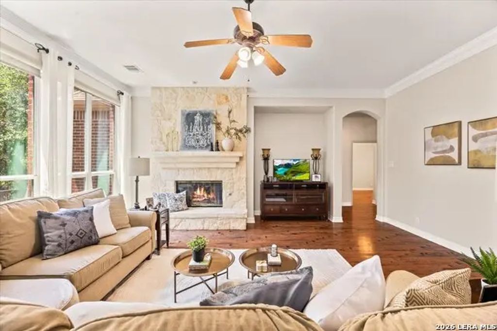 162 Yaupon Trl, San Antonio