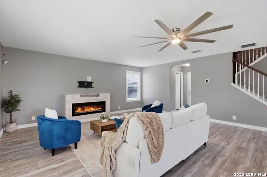 2418 Ridge Rock, New Braunfels