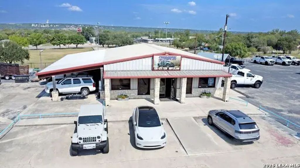 2250 Interstate 35 S, New Braunfels