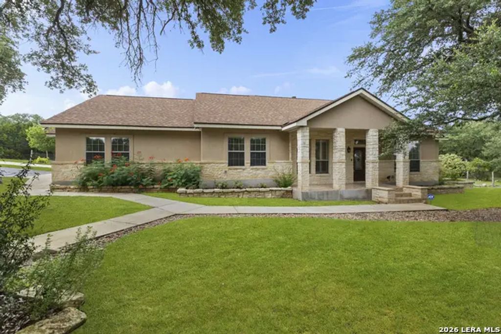 128 Comal Oak, Bulverde