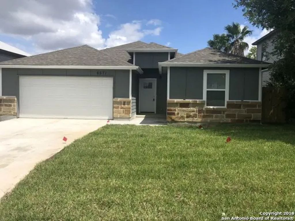 6571 Beech Trail Dr, Converse