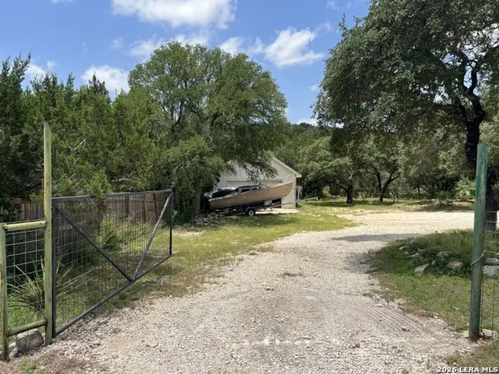1589 Lonesome, Canyon Lake