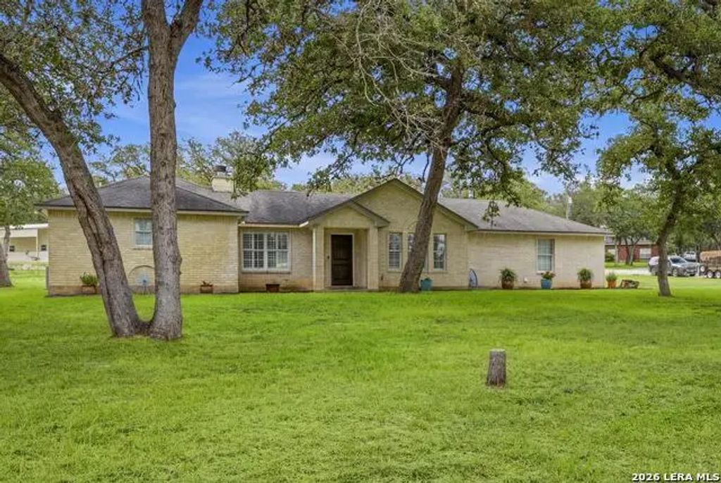400 Quail Rdg, La Vernia