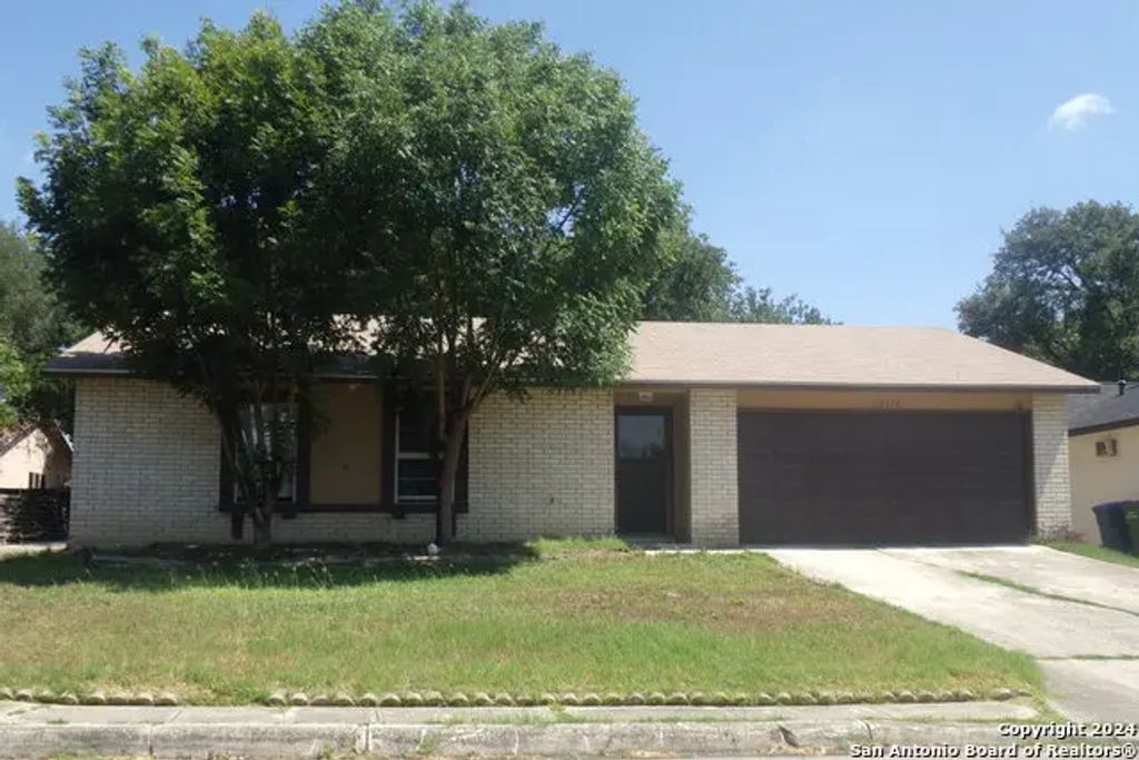 10511 Cherry Laurel, San Antonio