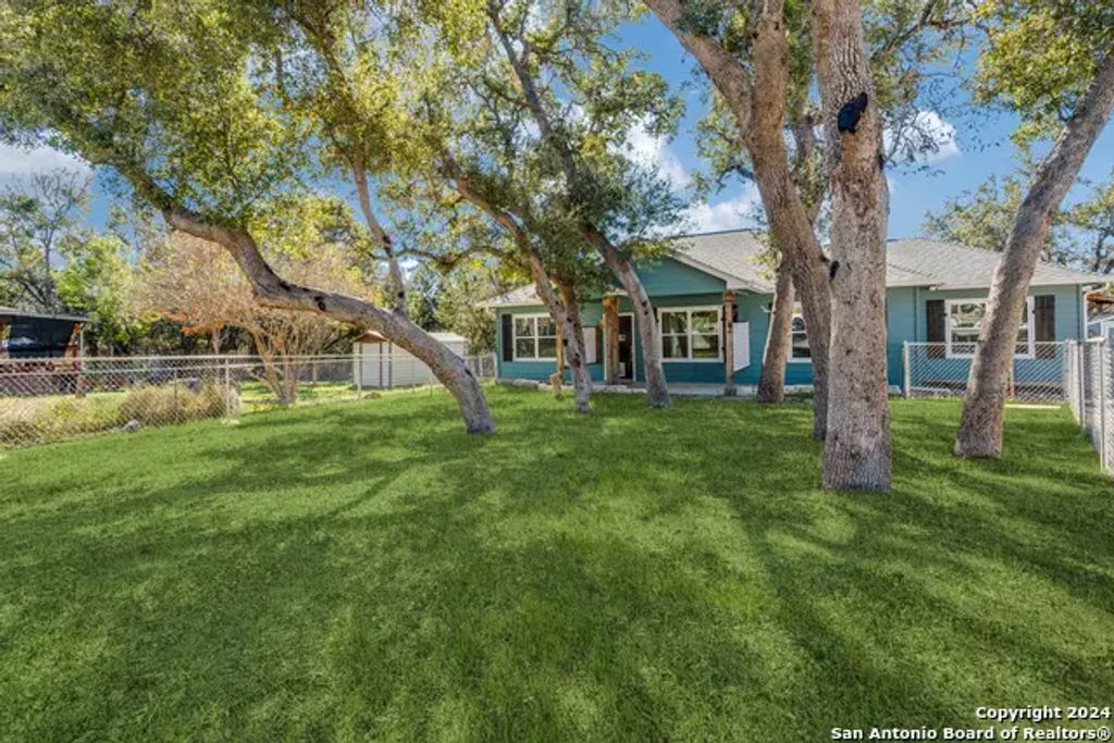 2336 Hornsby, Spring Branch