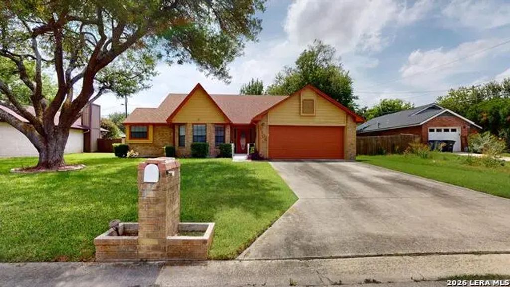 1108 Sunrise, New Braunfels