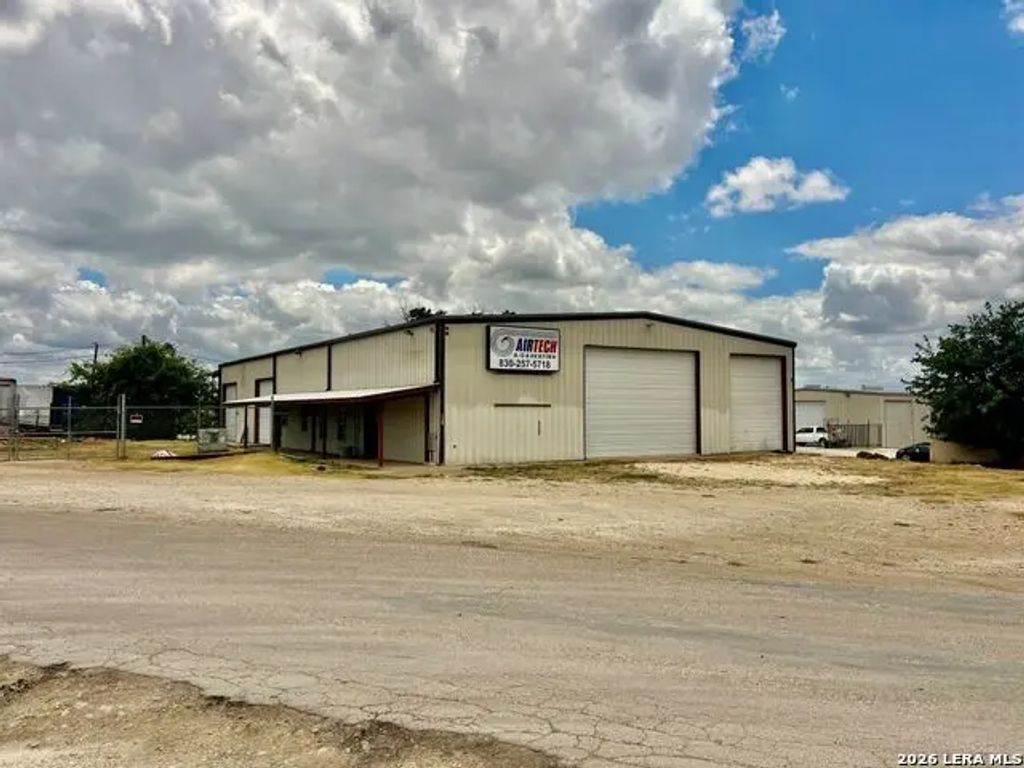 134 Cummings Ln, Kerrville