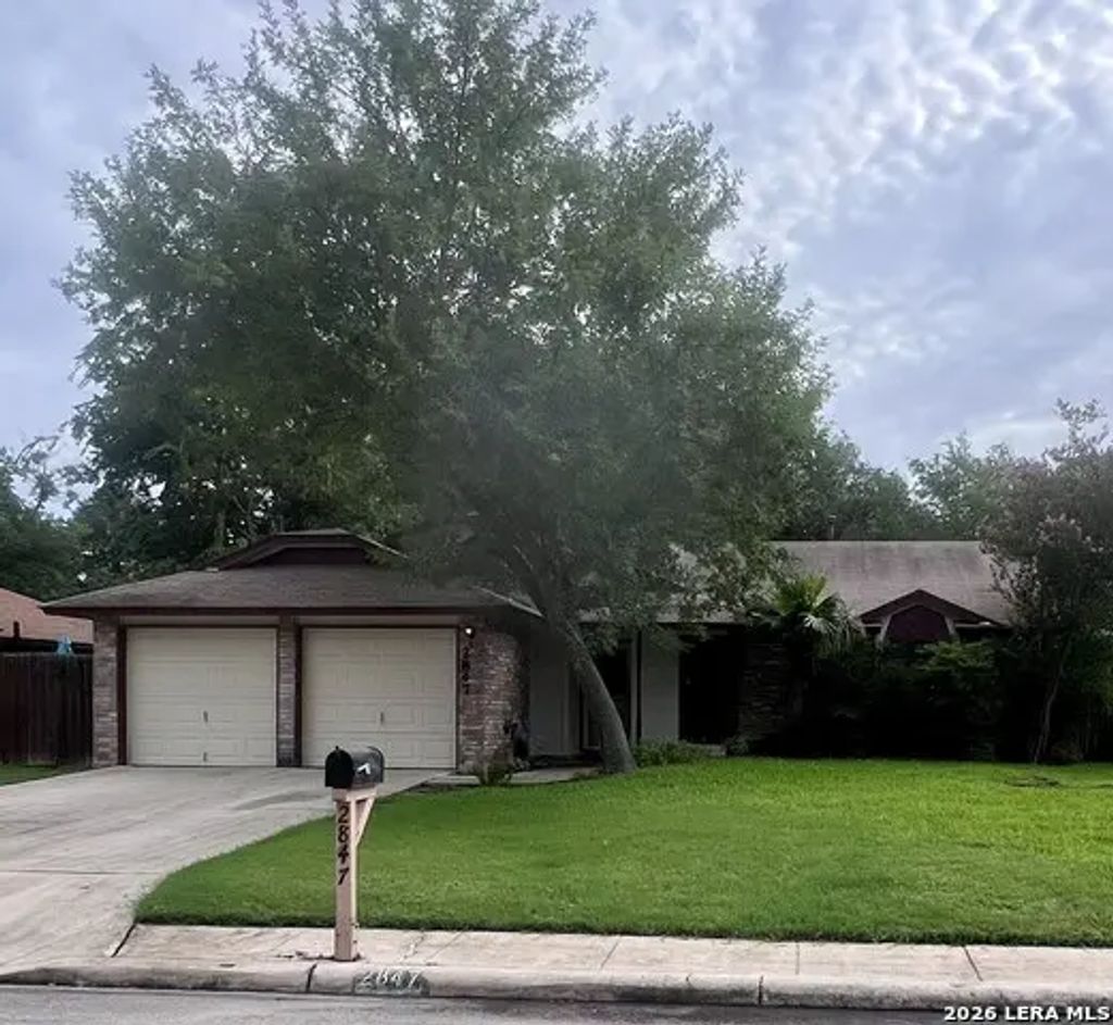 2847 Burning Rock St, San Antonio