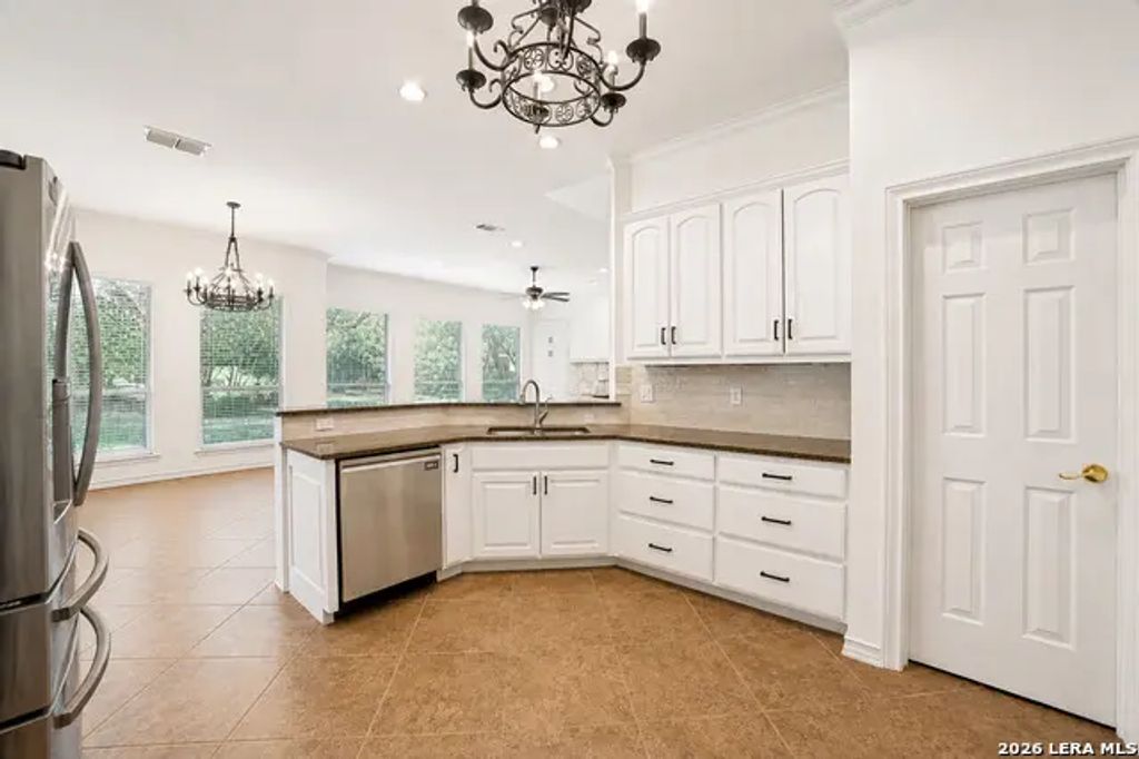 30 Rogers Wood, San Antonio