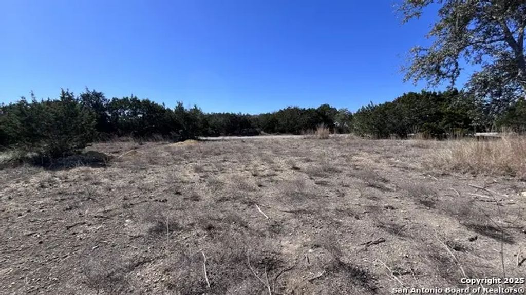 631 Whartons Dock Rd, Bandera