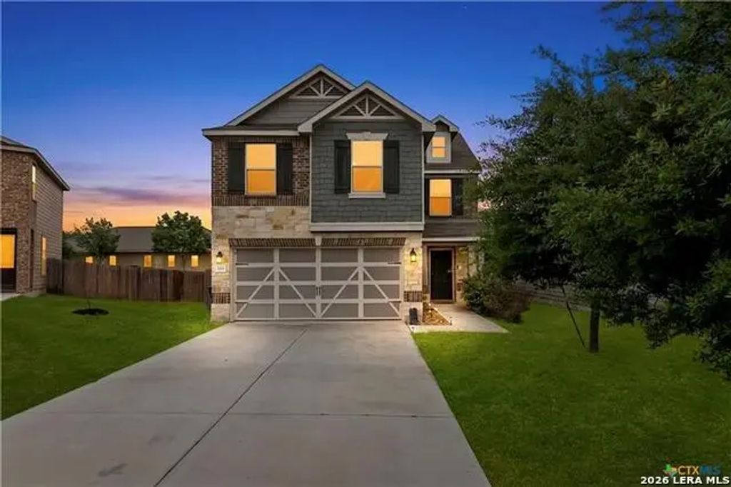 581 Lost Pond, New Braunfels