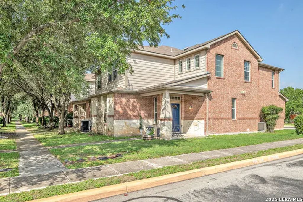 2502 Grayson Cir, San Antonio