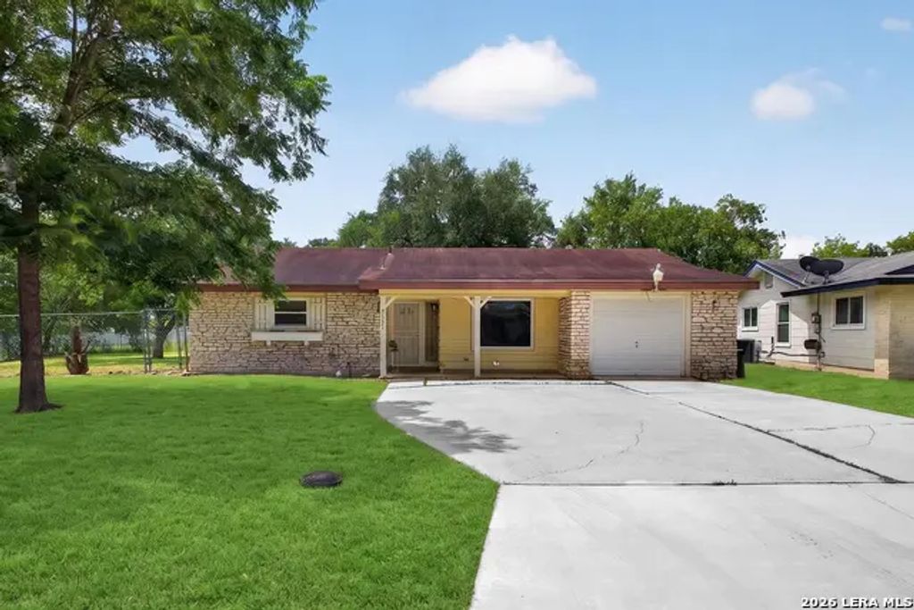 6002 Pine Valley Dr, San Antonio
