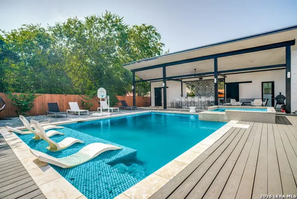 12302 Mapletree, San Antonio