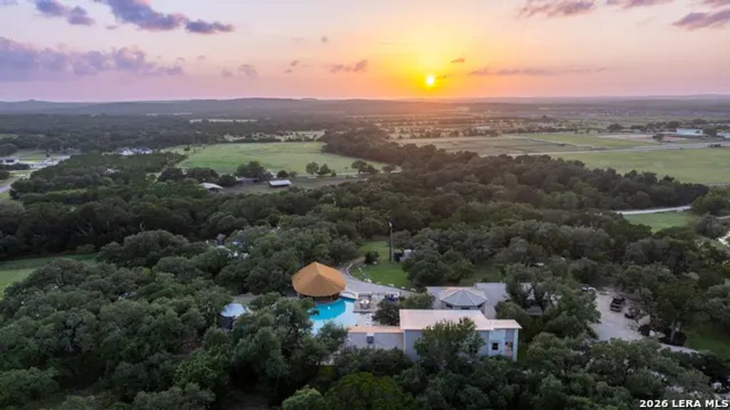 188 Specht Rd, San Antonio