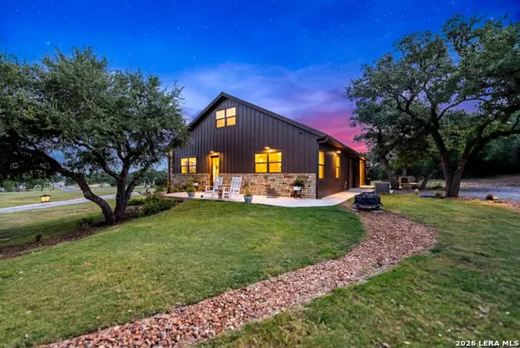 238 Sabinas Creek Ranch Rd, Boerne