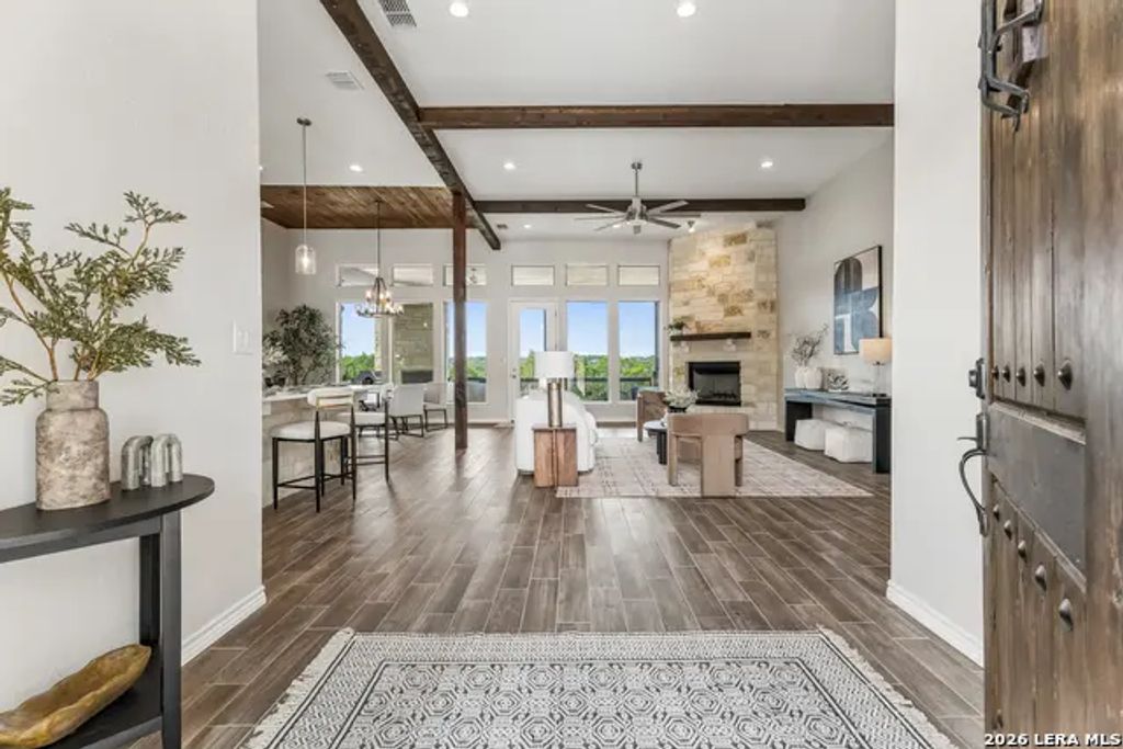 169 Longwood Dr, New Braunfels
